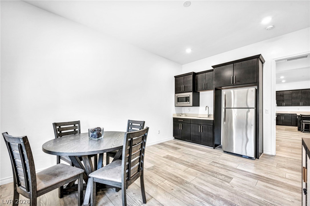 64 Reverie Heights Avenue