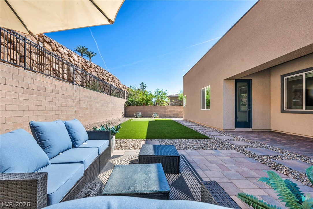 64 Reverie Heights Avenue