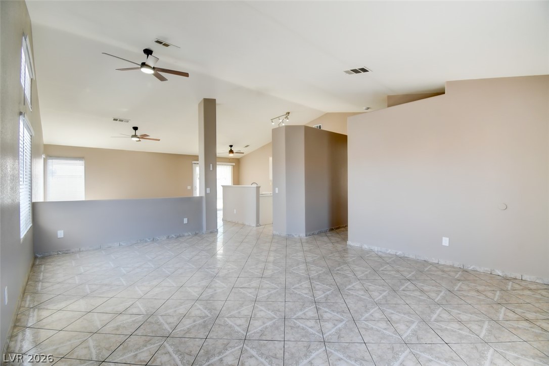 2921 Bison Mesa Avenue