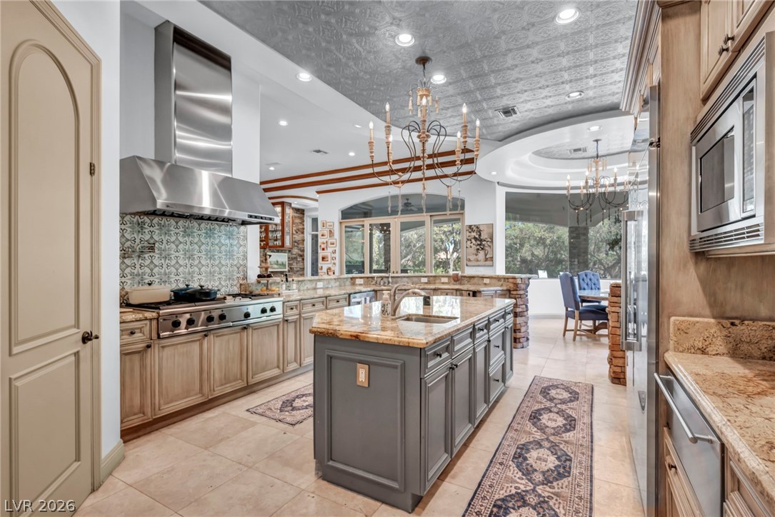 416 Saint Andrews Court