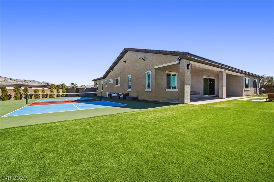 6561 West Azure Drive