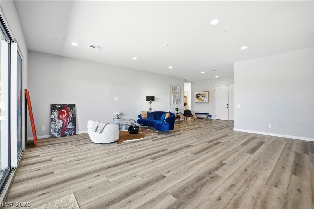 6561 West Azure Drive