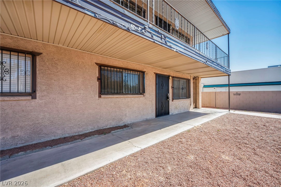 605 South Royal Crest Circle 6