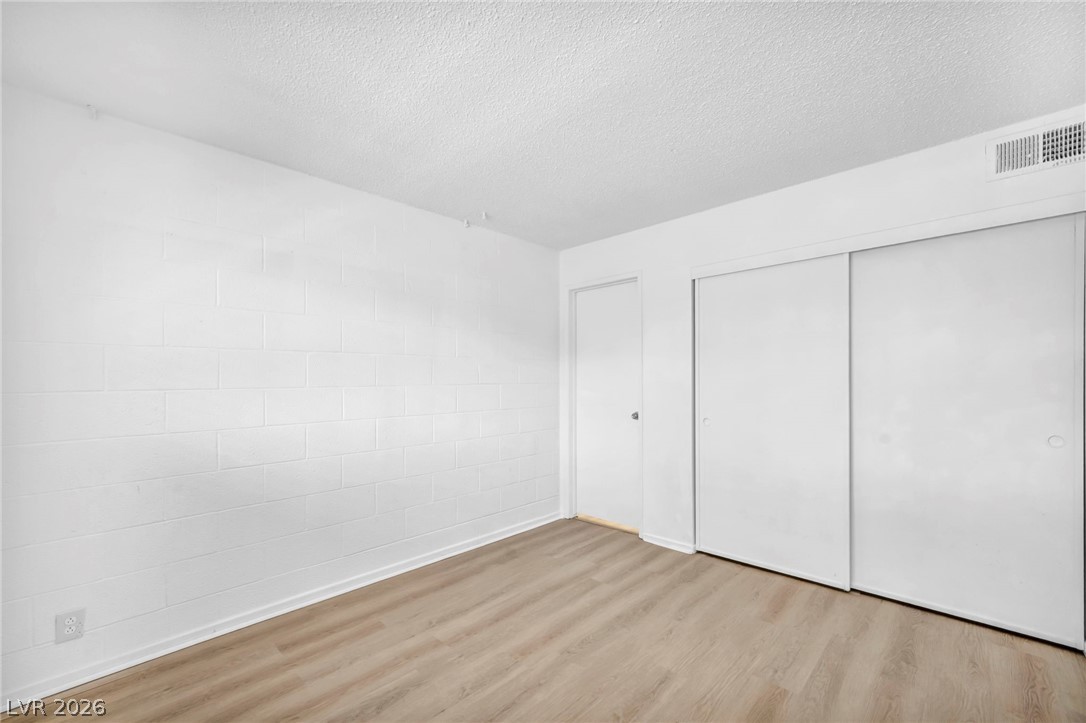 605 South Royal Crest Circle 6