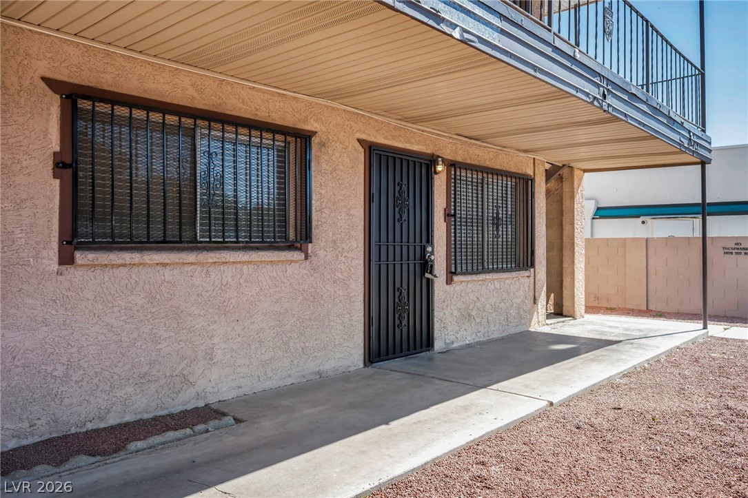 605 South Royal Crest Circle 6