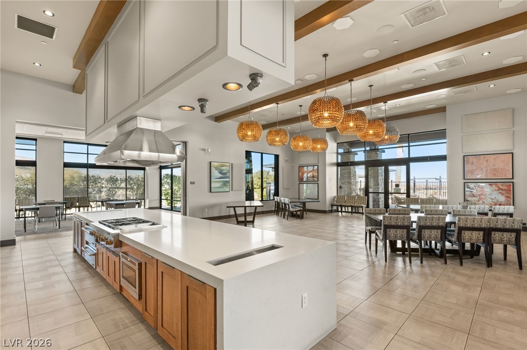 10179 Emerald Sunset Court