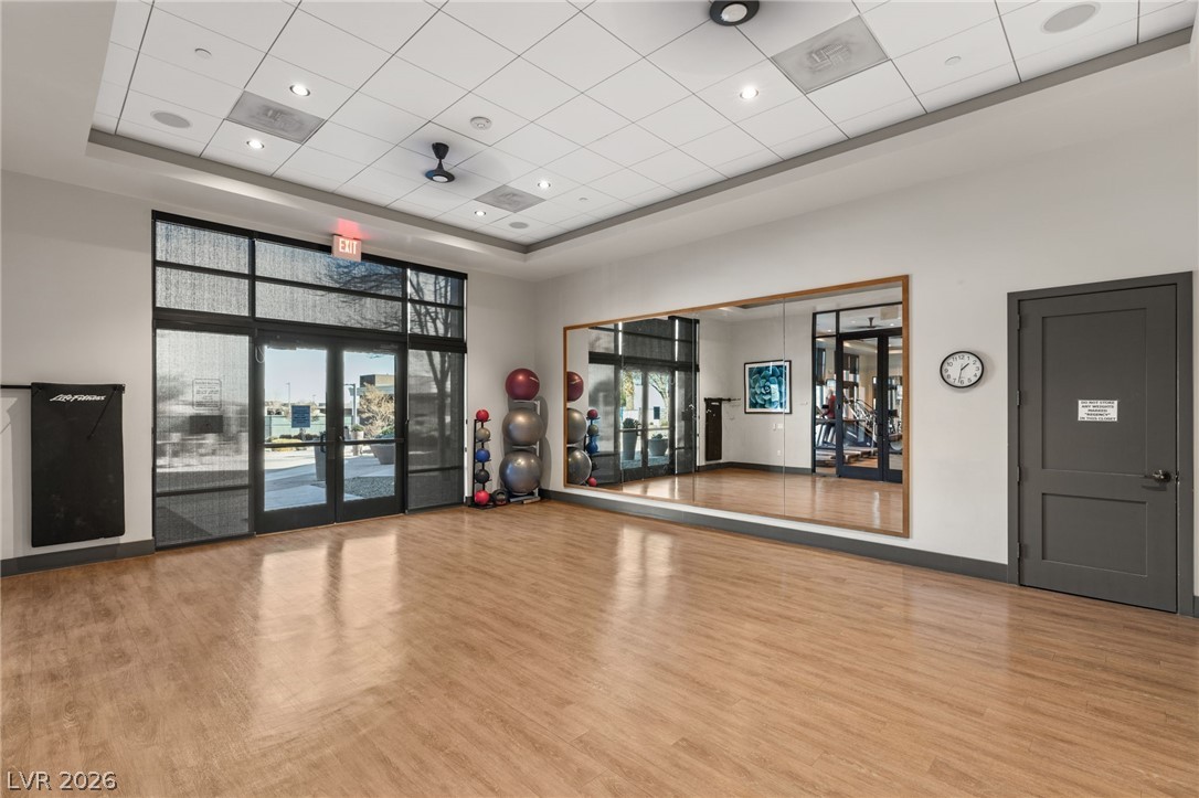 10179 Emerald Sunset Court