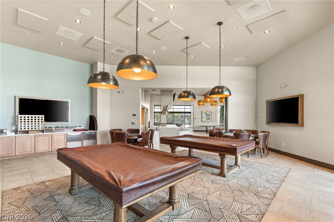 10179 Emerald Sunset Court