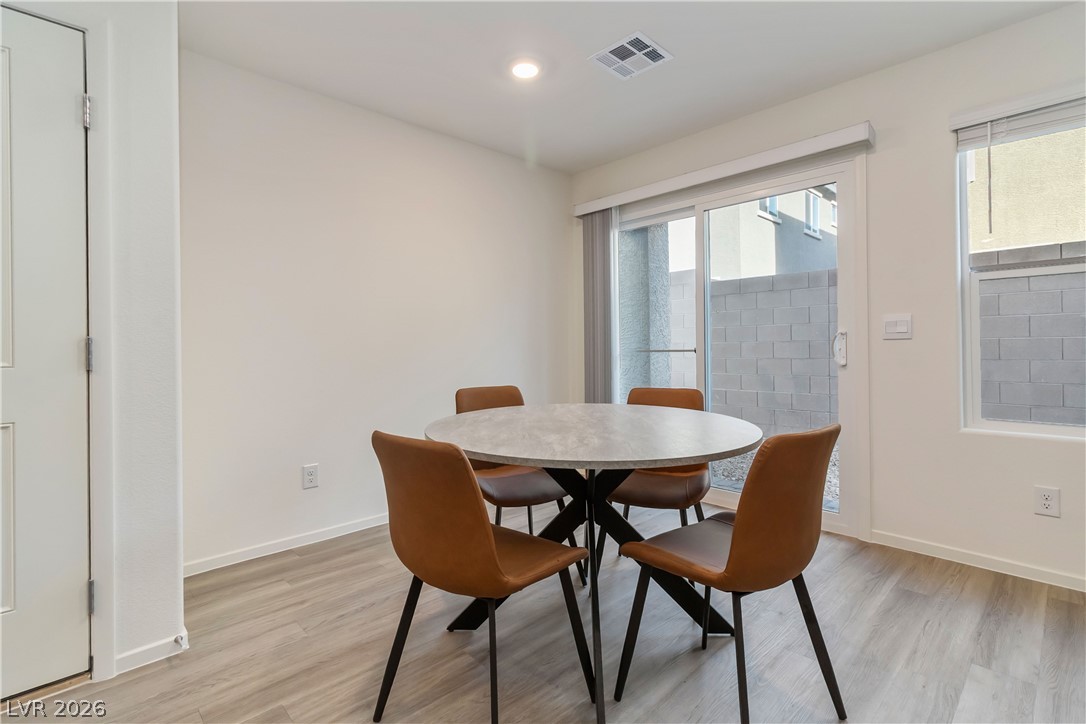 6156 Lily Garden Street