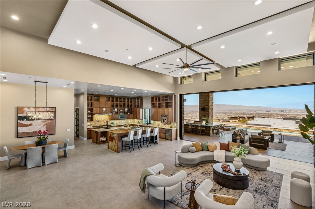 9 Stonecutter Court