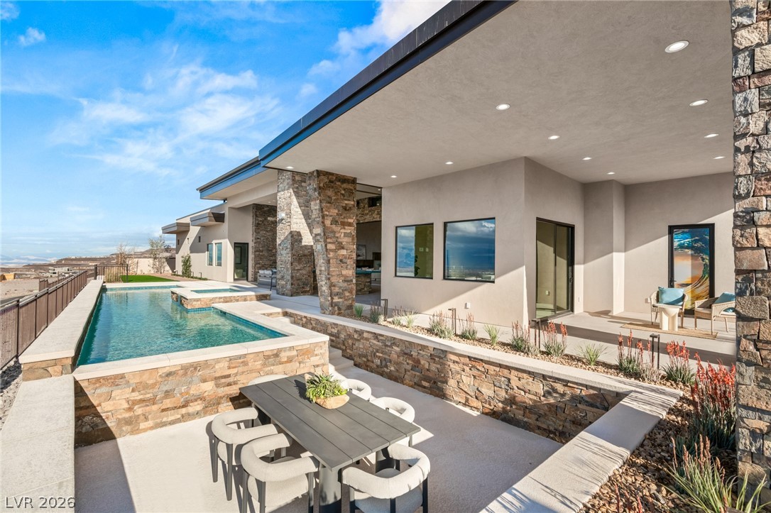9 Stonecutter Court