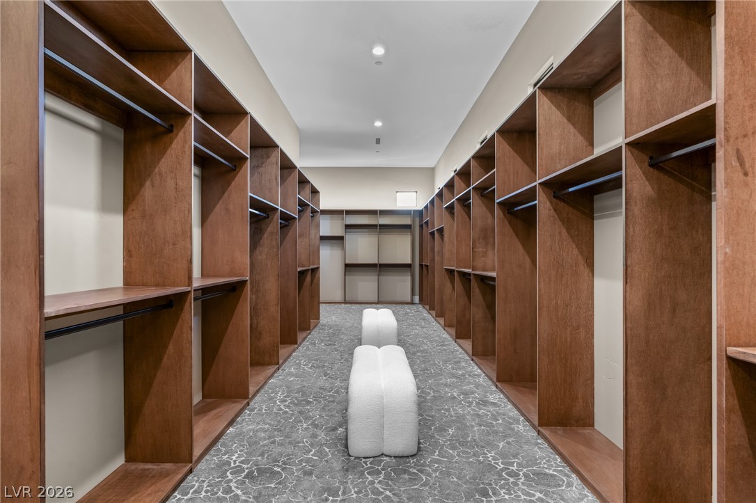 9 Stonecutter Court