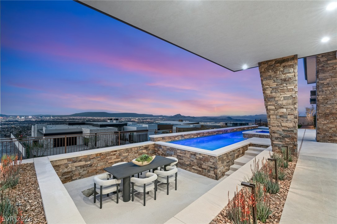 9 Stonecutter Court