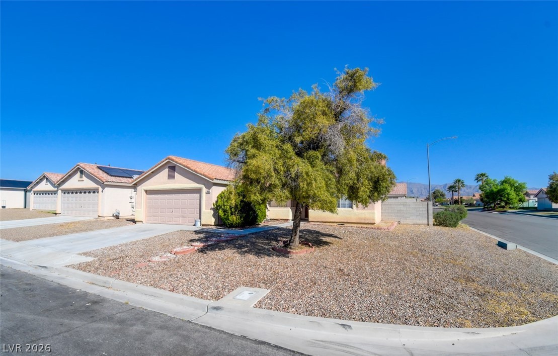 2920 Robincrest Court