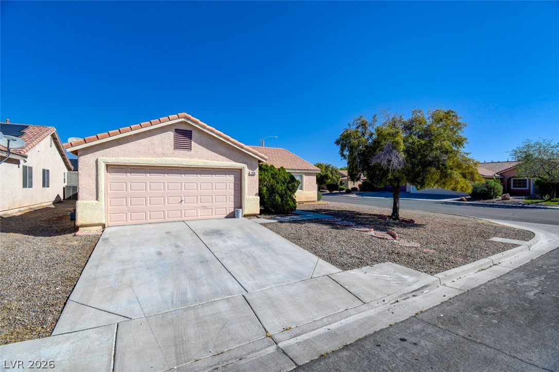 2920 Robincrest Court