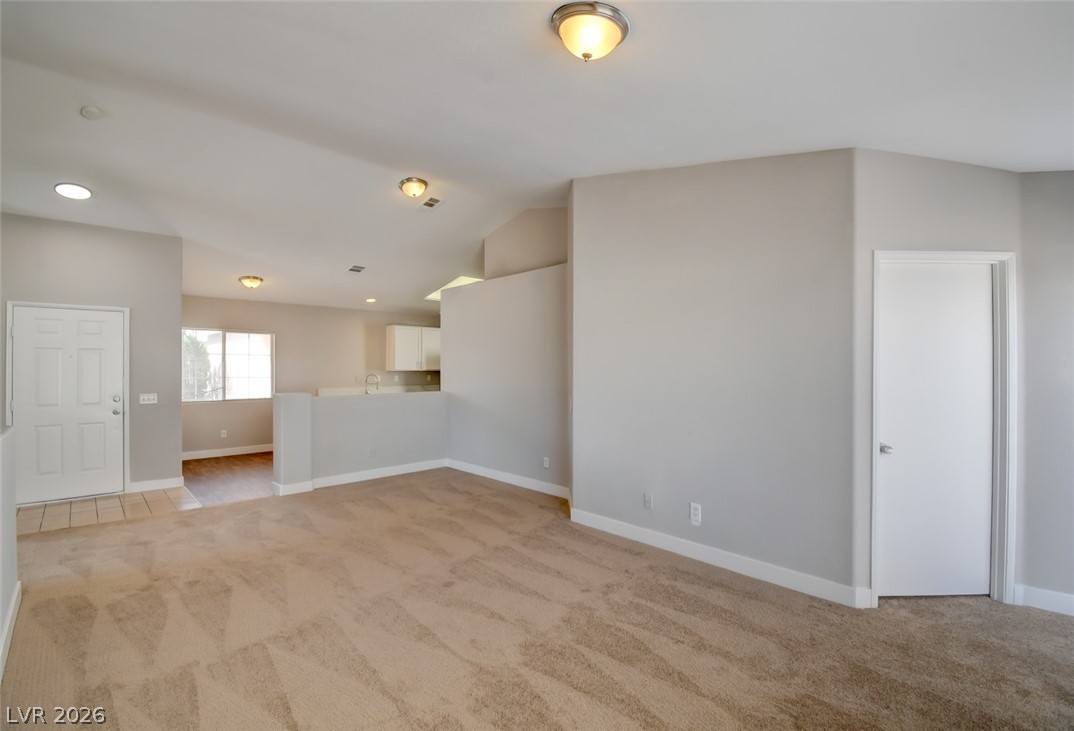 2920 Robincrest Court