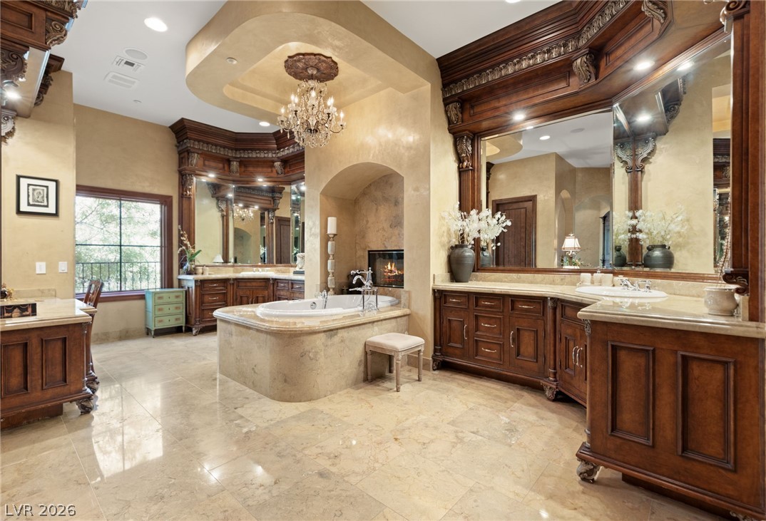 47 Club Vista Drive