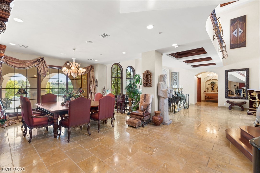 47 Club Vista Drive