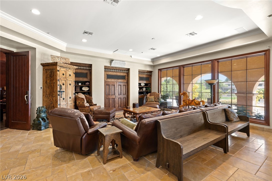 47 Club Vista Drive