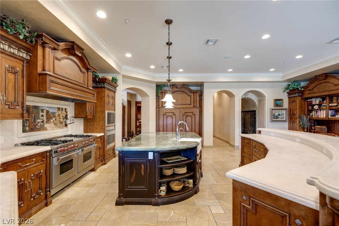 47 Club Vista Drive