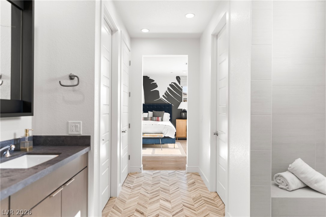 10125 Sequoia Glen Avenue