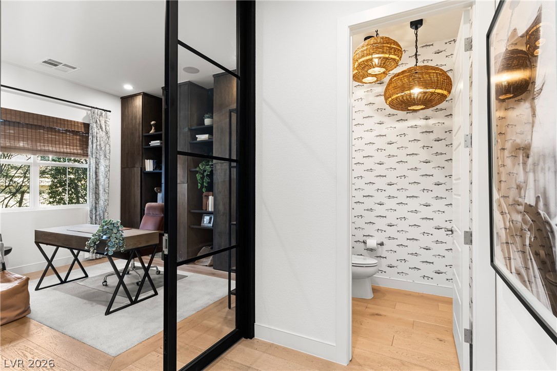 10125 Sequoia Glen Avenue