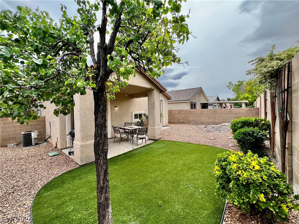 2617 Wind Spinner Street
