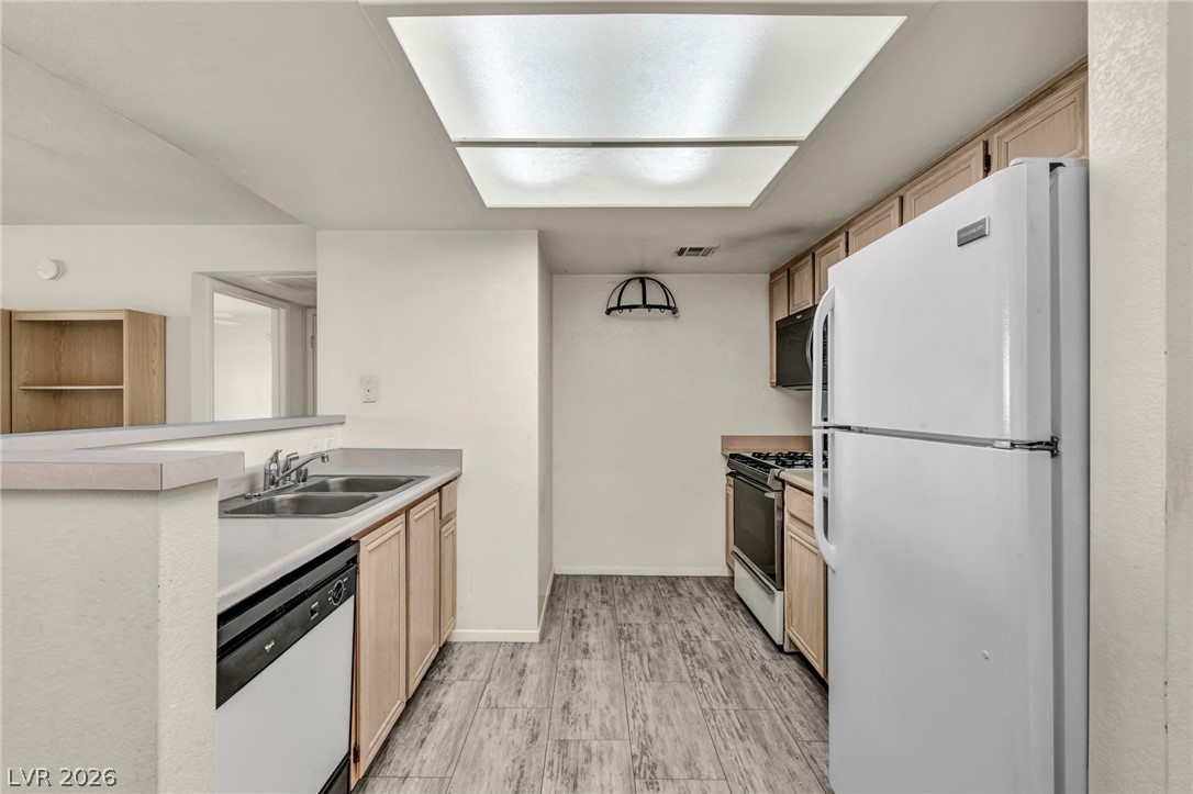 8070 West Russell Road 2060