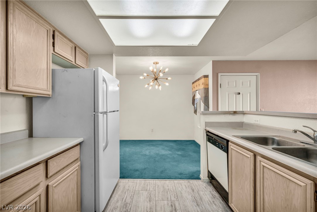 8070 West Russell Road 2060