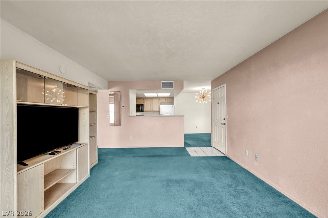 8070 West Russell Road 2060