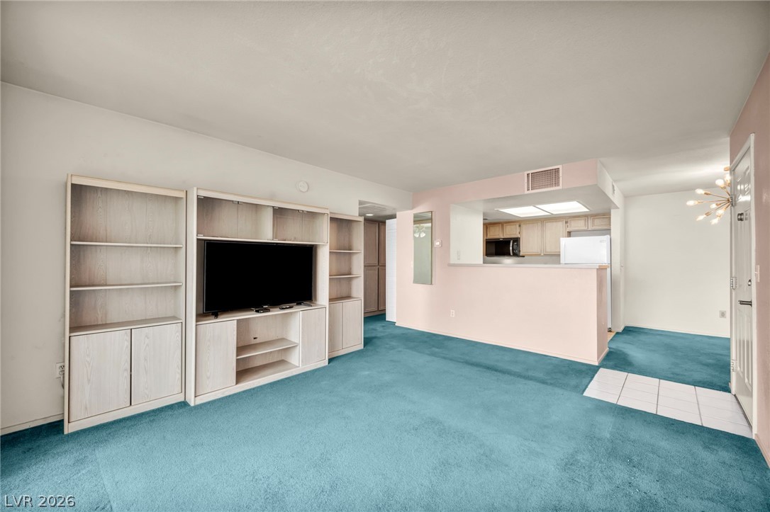 8070 West Russell Road 2060