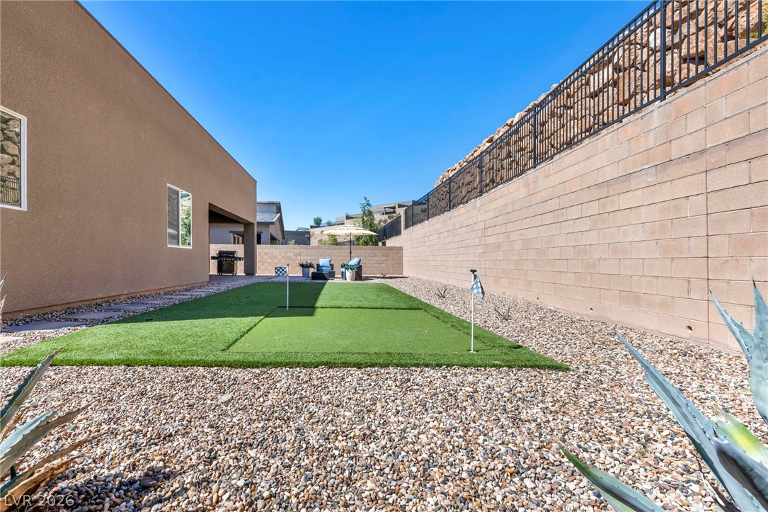64 Reverie Heights Avenue