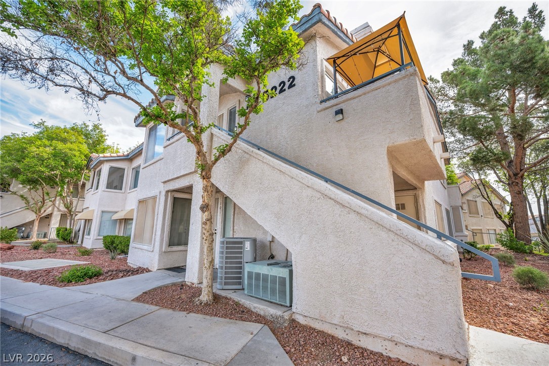 5222 Mandalay Springs Drive 201