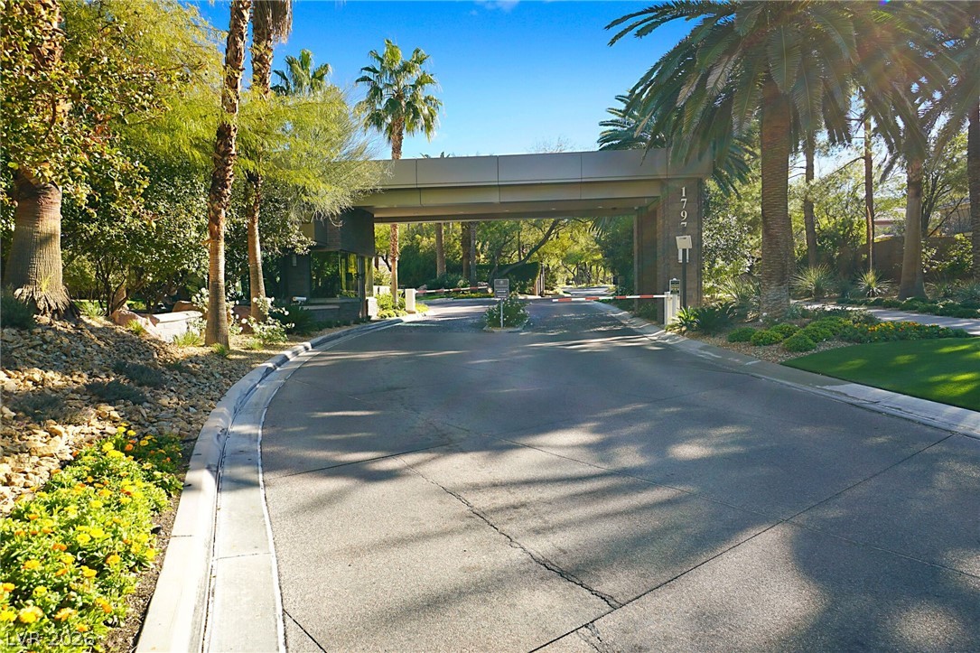 605 Saint Croix Street