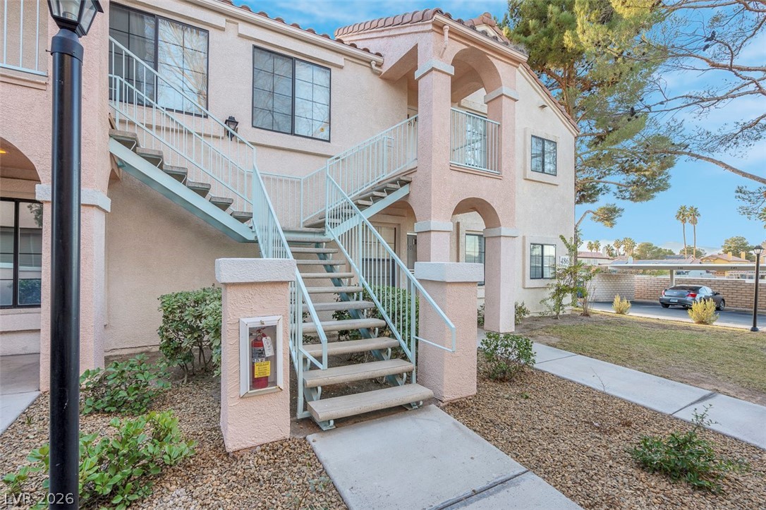 4861 South Torrey Pines Drive 201