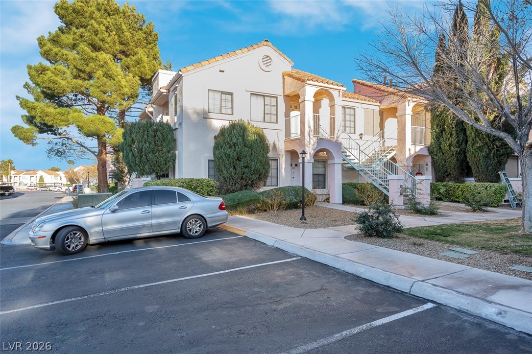 4861 South Torrey Pines Drive 201