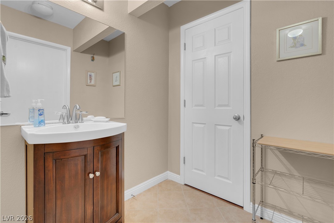 4861 South Torrey Pines Drive 201