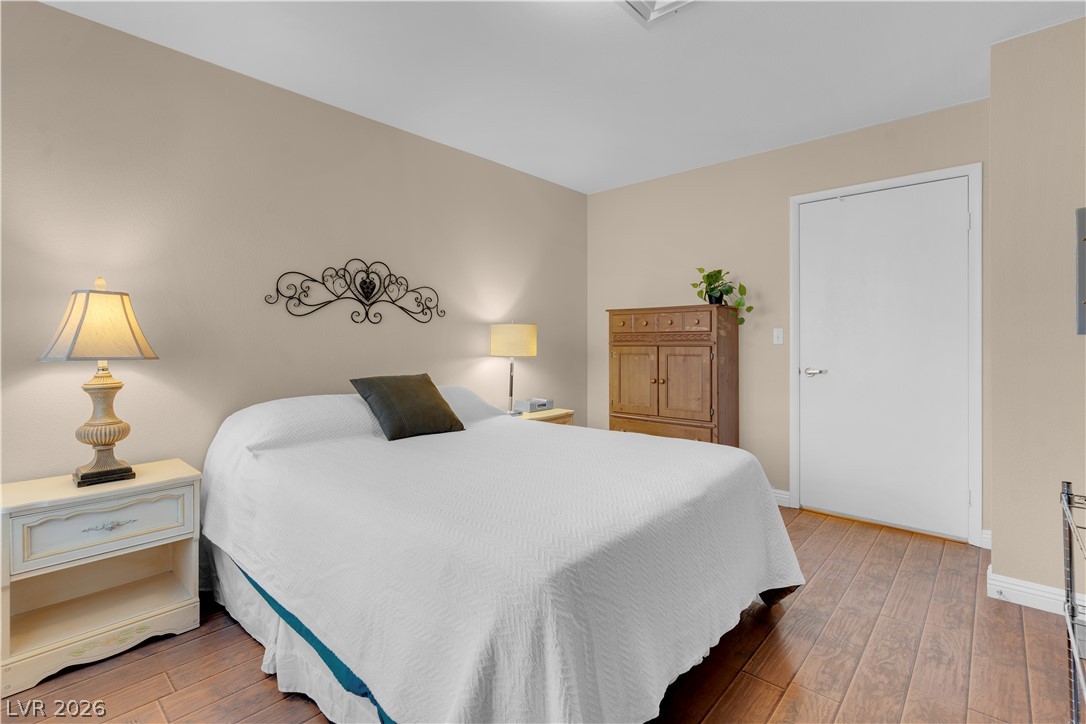 4861 South Torrey Pines Drive 201