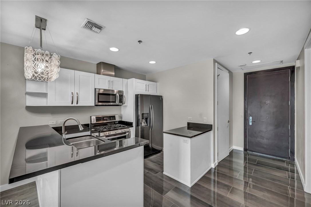 4525 Dean Martin Drive 2903