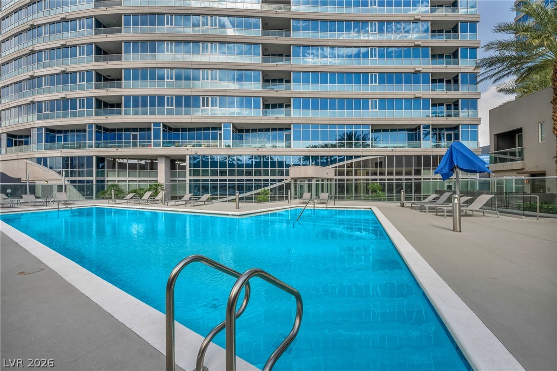4525 Dean Martin Drive 2903