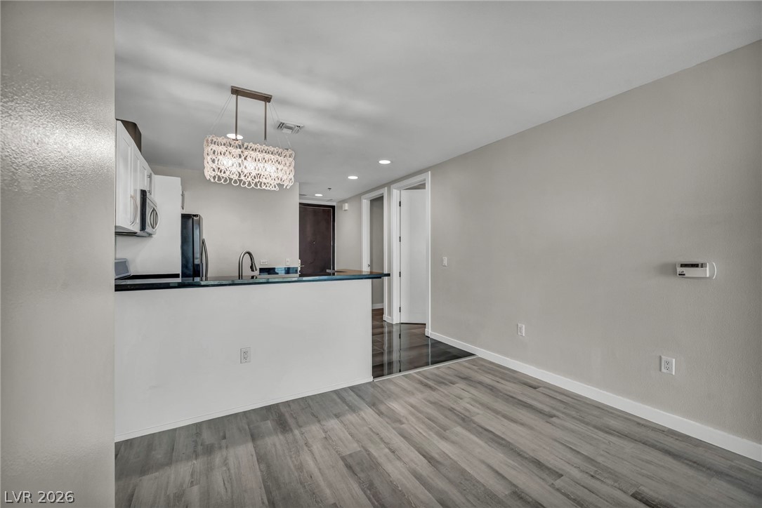 4525 Dean Martin Drive 2903