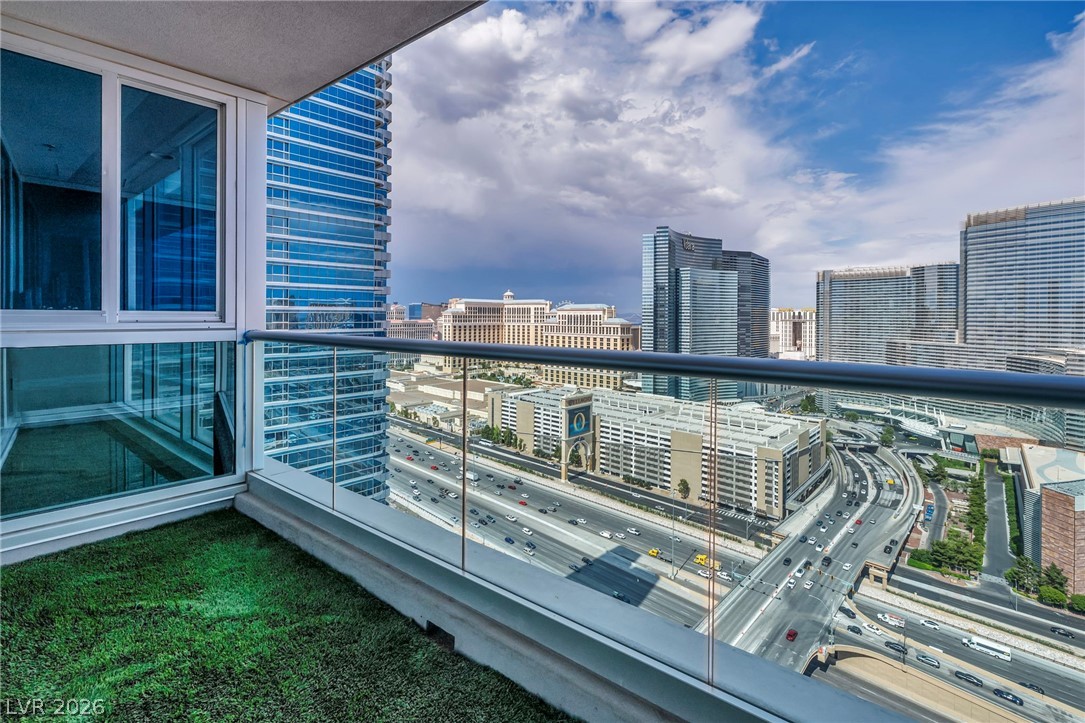 4525 Dean Martin Drive 2903
