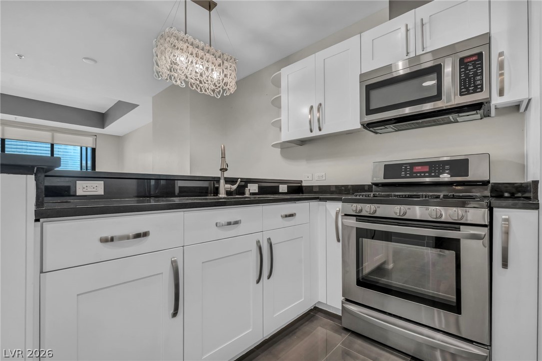 4525 Dean Martin Drive 2903