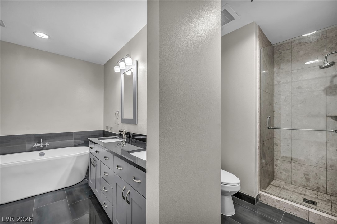 4525 Dean Martin Drive 2903
