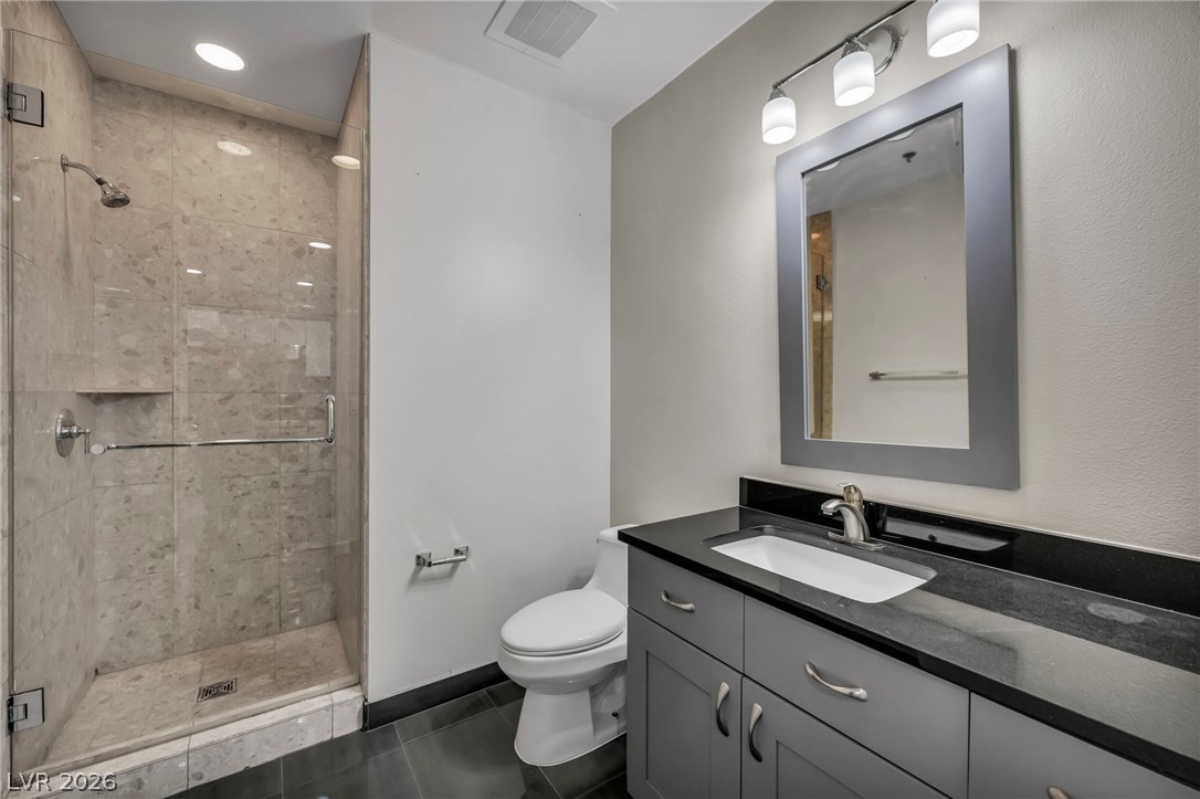 4525 Dean Martin Drive 2903