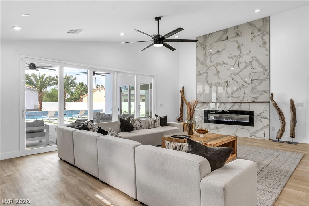 3630 Tobias Lane