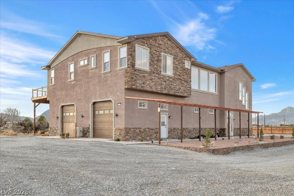 2590 Luke Street