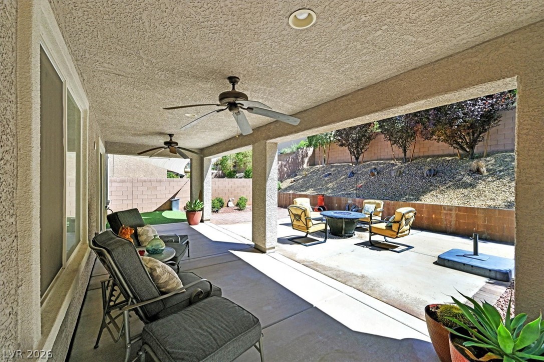 917 Carson Bluff Avenue