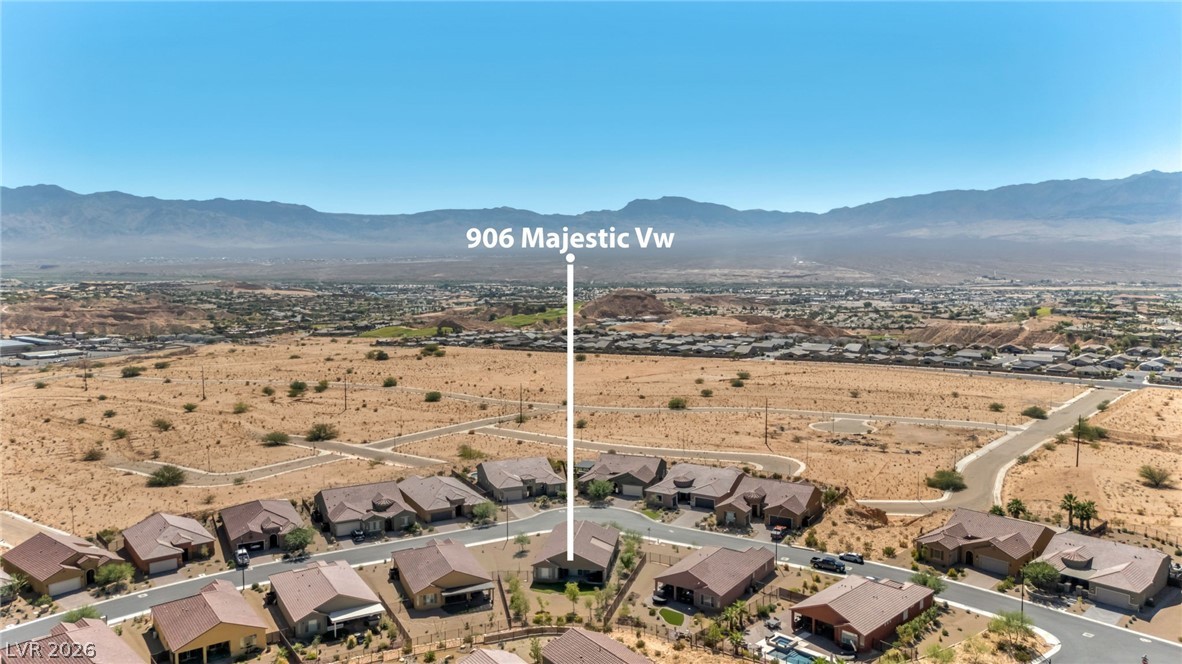 906 Majestic View