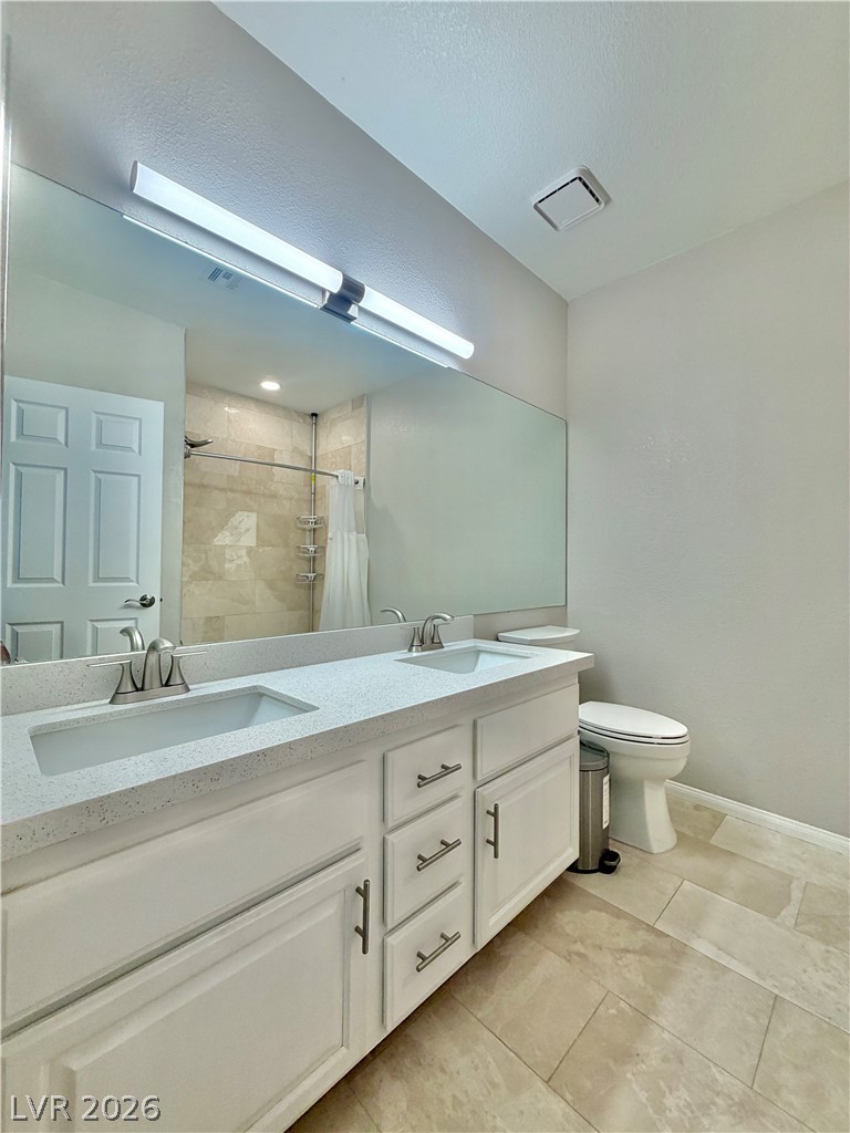3320 South Fort Apache Road 223
